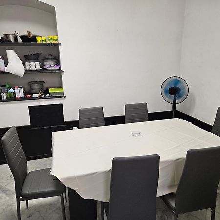 Casa Regis - Free Parking Otel Cenova Dış mekan fotoğraf