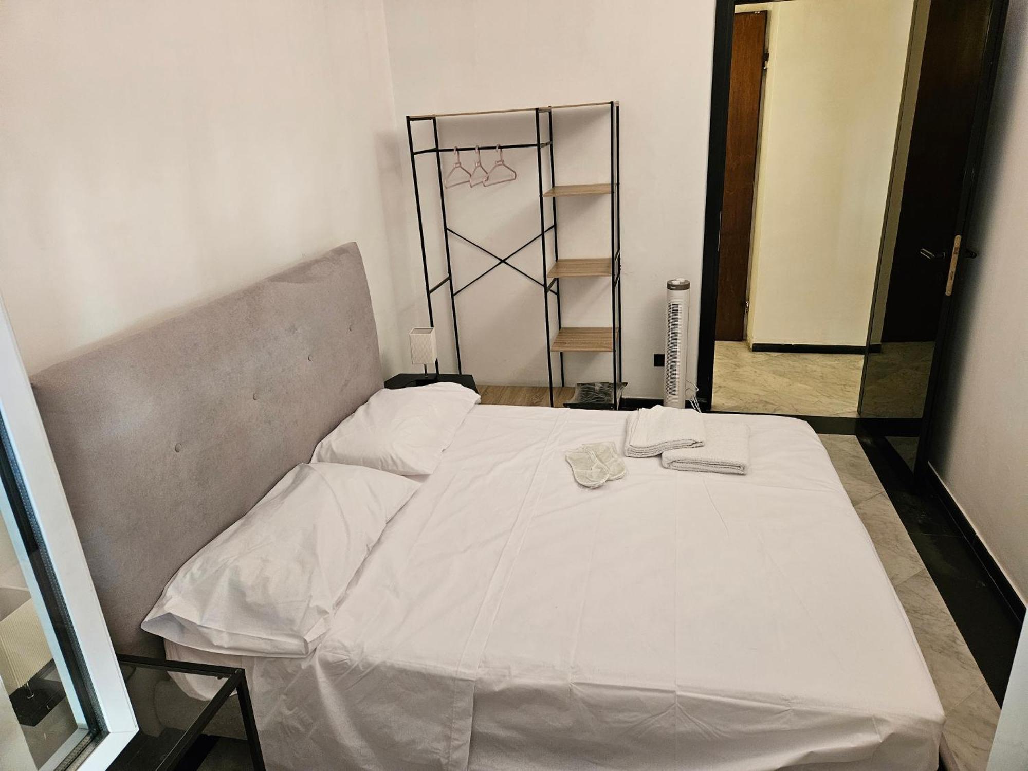 Casa Regis - Free Parking Otel Cenova Dış mekan fotoğraf